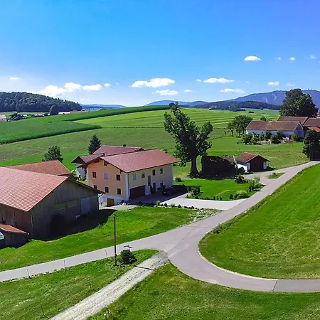 Ponyhof Adam Urlaub Auf Dem Bauernhof Апартаменты Eschlkam